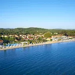 Hotel apartamentowy Capo Di Corfu Kávos