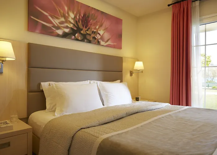 Apartmanhotel Capo Di Corfu 3*