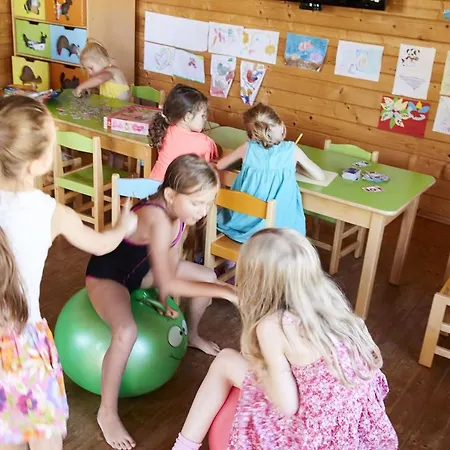 Lägenhetshotell Capo Di Corfu 3*