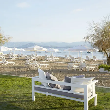 아파트호텔 Capo Di Corfu