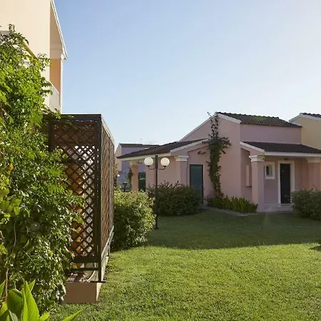 Capo Di Corfu Aparthotel