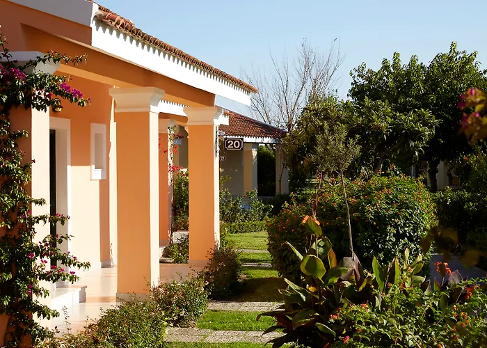 Capo Di Corfu Hotel apartamentowy Kávos