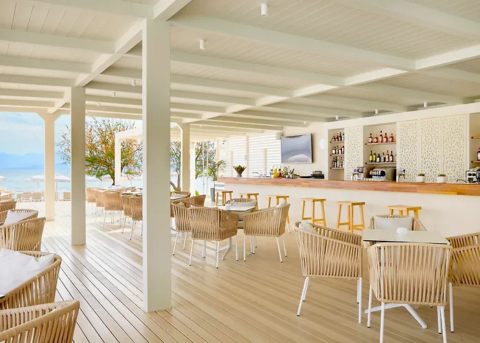 Capo Di Corfu Hotel apartamentowy Kávos