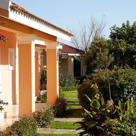 Capo Di Corfu Aparthotel Kávos