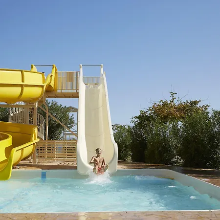 Capo Di Corfu Aparthotel