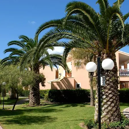 Capo Di Corfu Aparthotel 3*