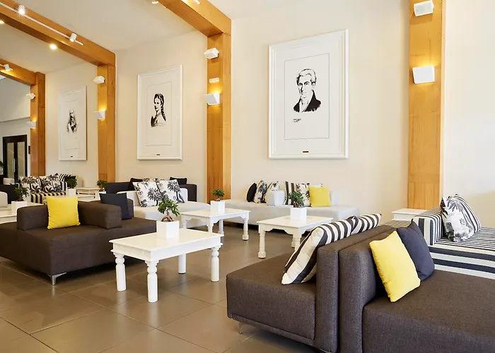 Ξενοδοχείο με διαμερίσματα Aquis Capo Di Corfu